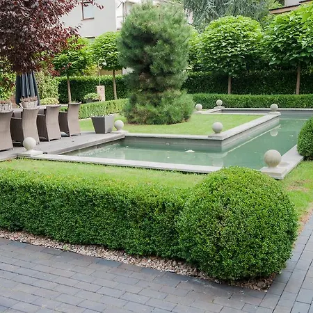 Luxury Garden With *